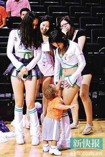 拉拉队员爆料原视频,原视频背后的惊人真相  第2张